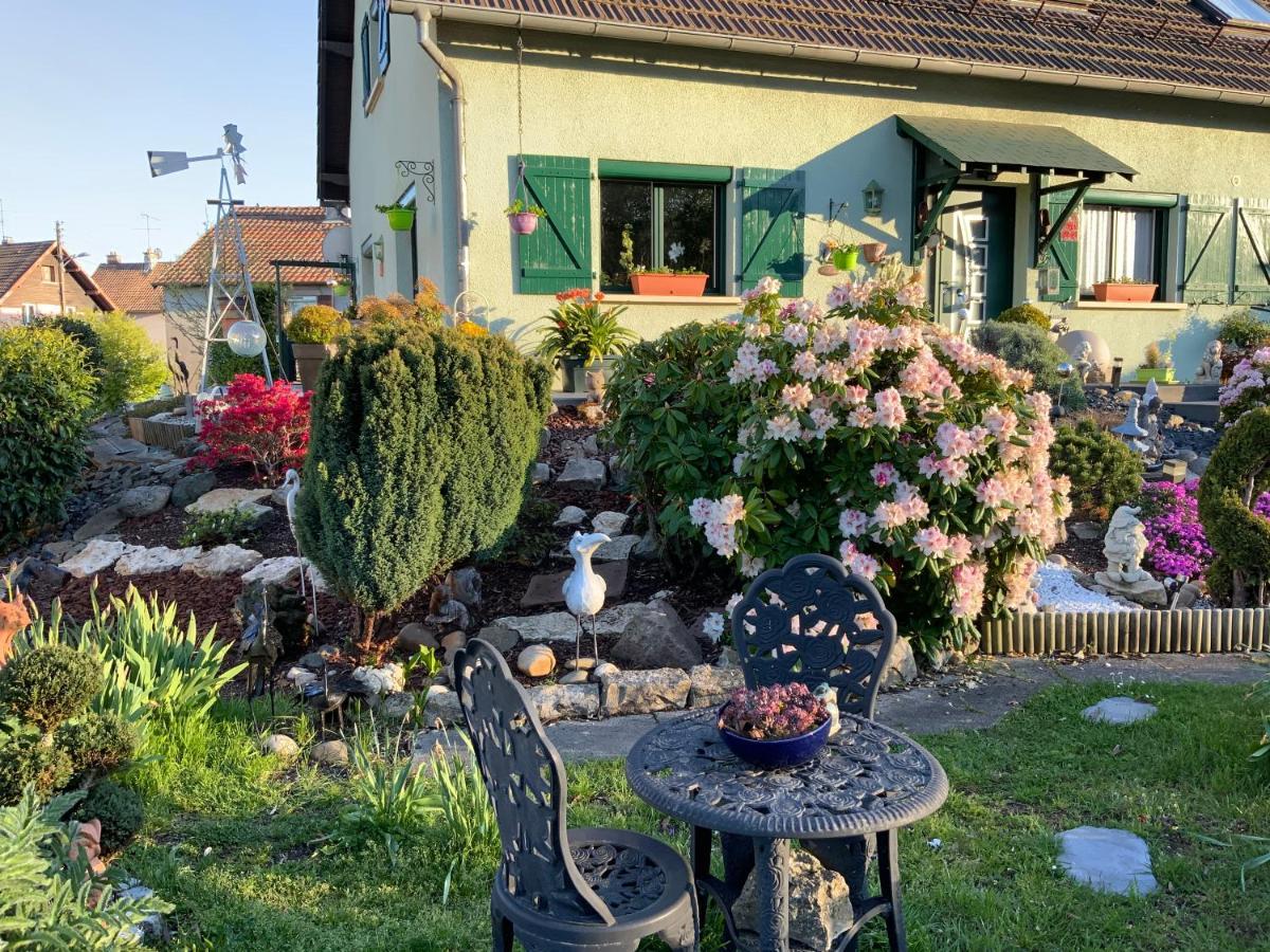 Le Nid Fleuri De Cravanche Kültér fotó